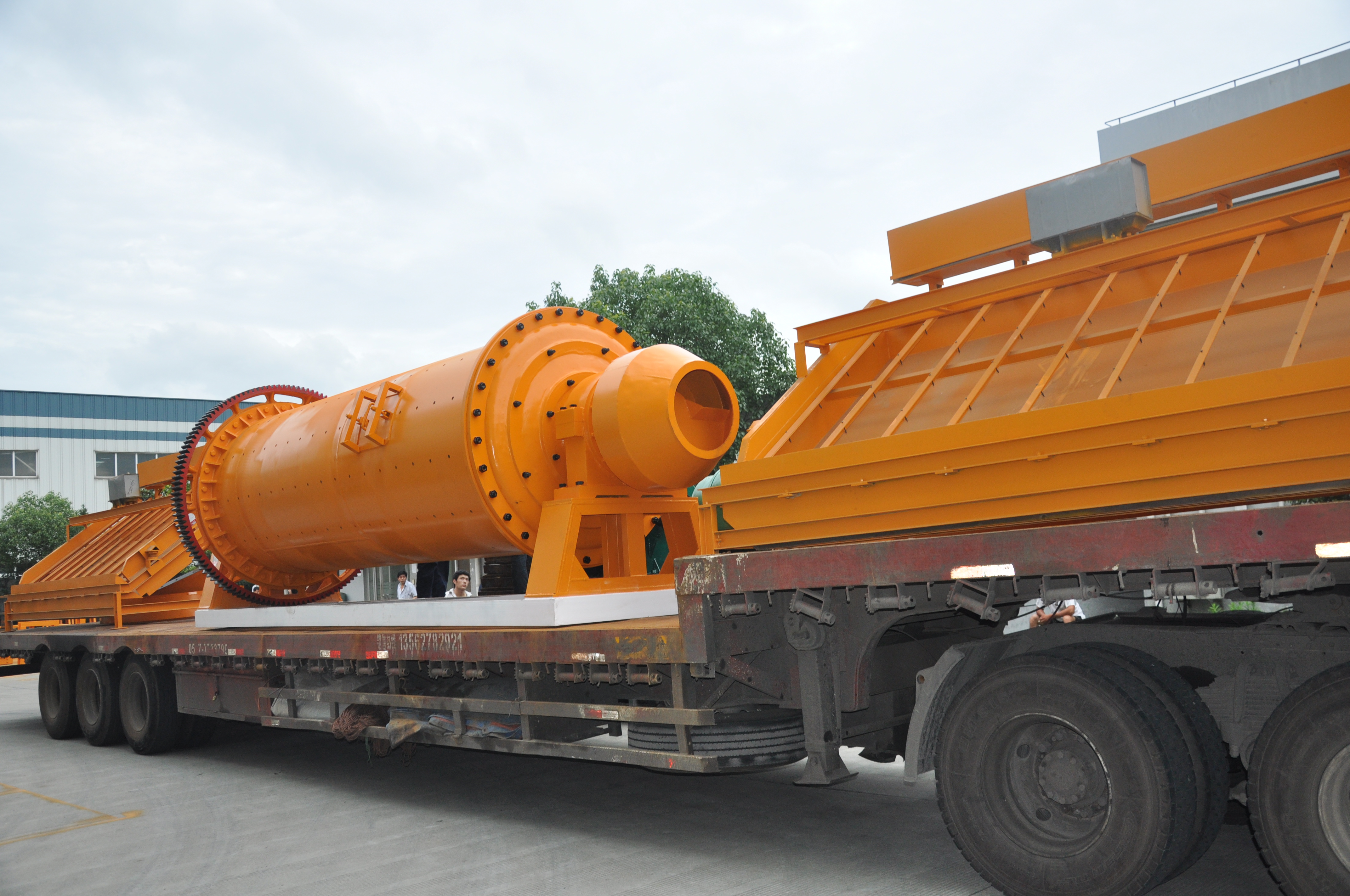 高嶺土干式球磨機重量